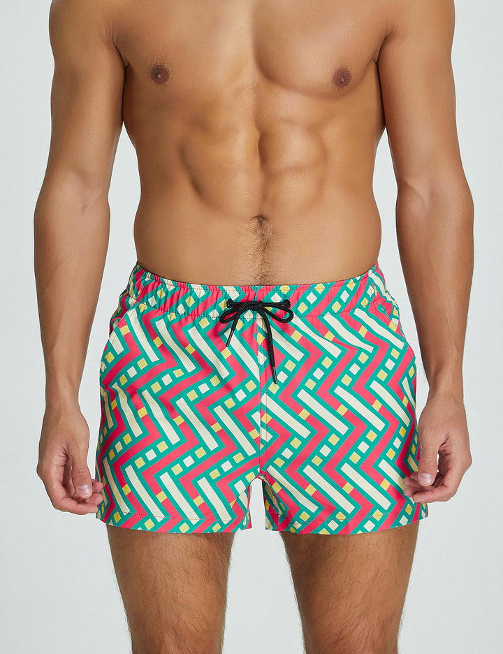 Training Sport Shorts 11301 with Quick-Dry in Mixed Green &amp; Red