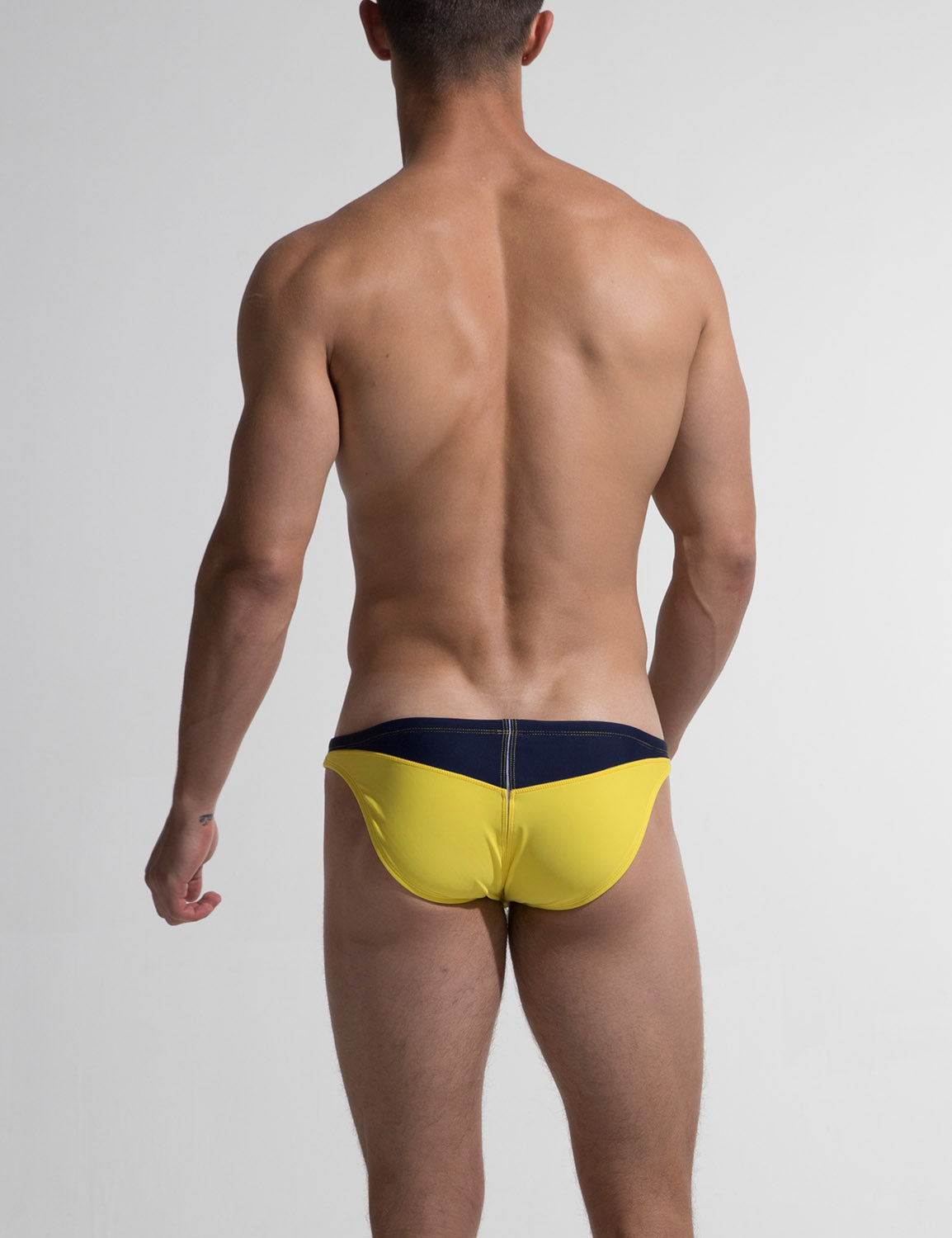 DESMIIT Men's Swimwear Briefs Bikini Low Rise Drawstring Swim Suit (US  Small, Tag M(Waist:26-29inch/72-80cm), Black)