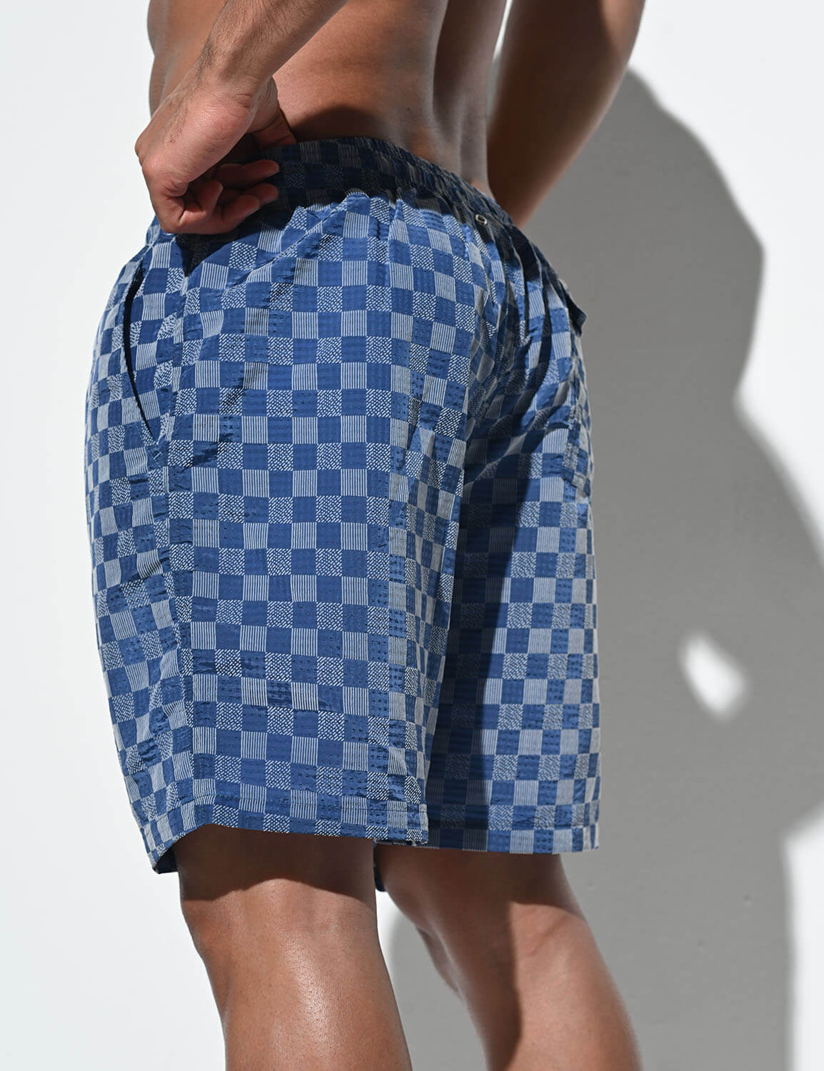 Quick-Dry Checkered Shorts B5239