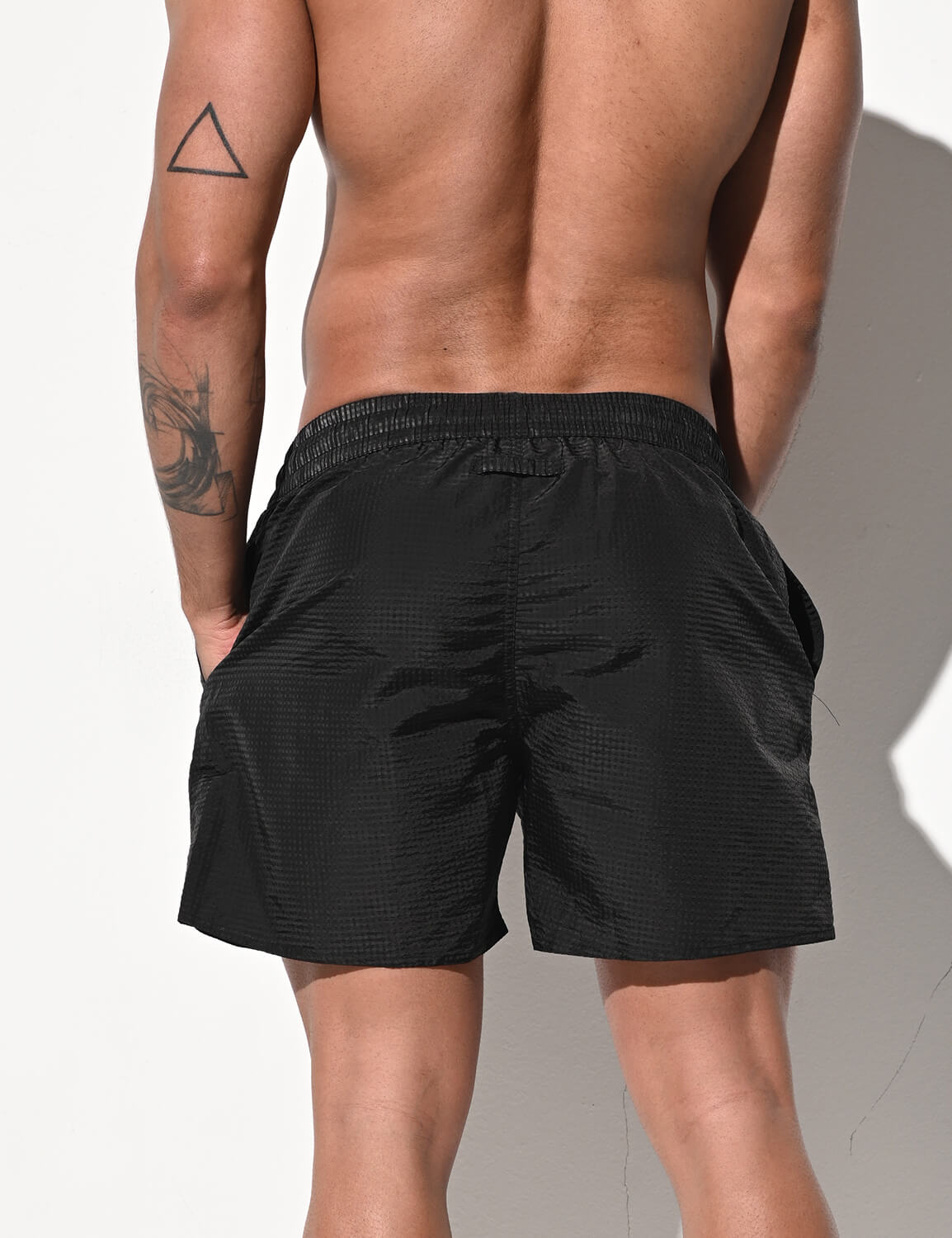 Shiny Quick-Dry Shorts B4236